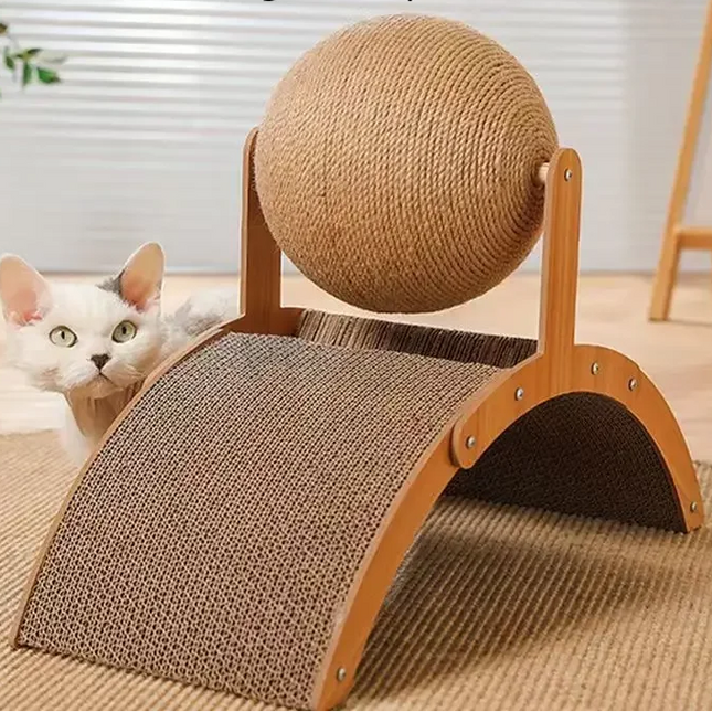 Griffoir à chat interactif à balle intégrée