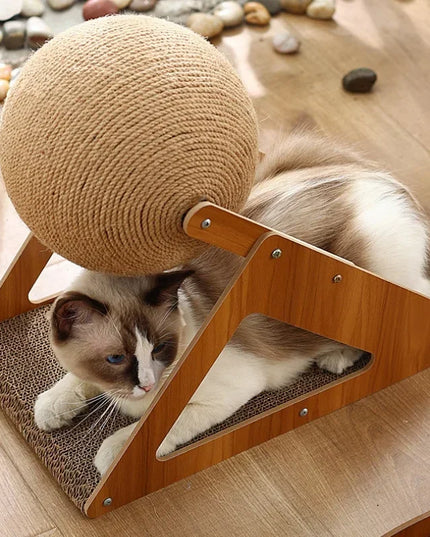 Griffoir boule chat interactif