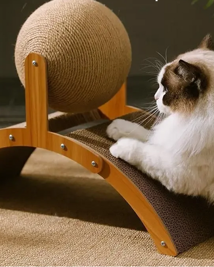 Griffoir à chat interactif à balle intégrée